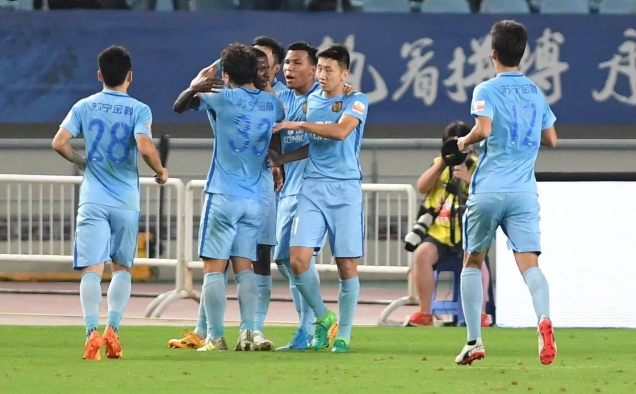 包含热血对抗！重庆队挑战江苏苏宁壮志凌云的词条