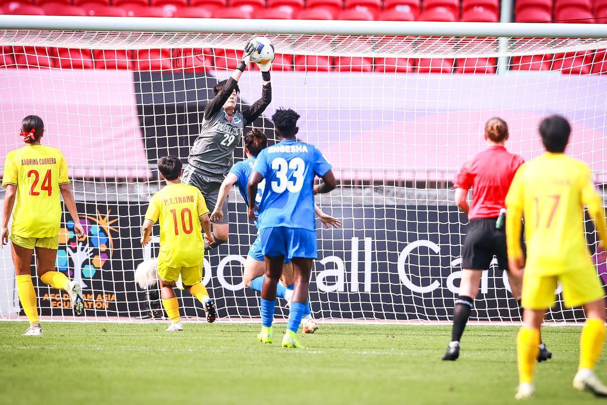 爱游戏-北亚球队席卷亚洲足坛，夺得锦标赛前三