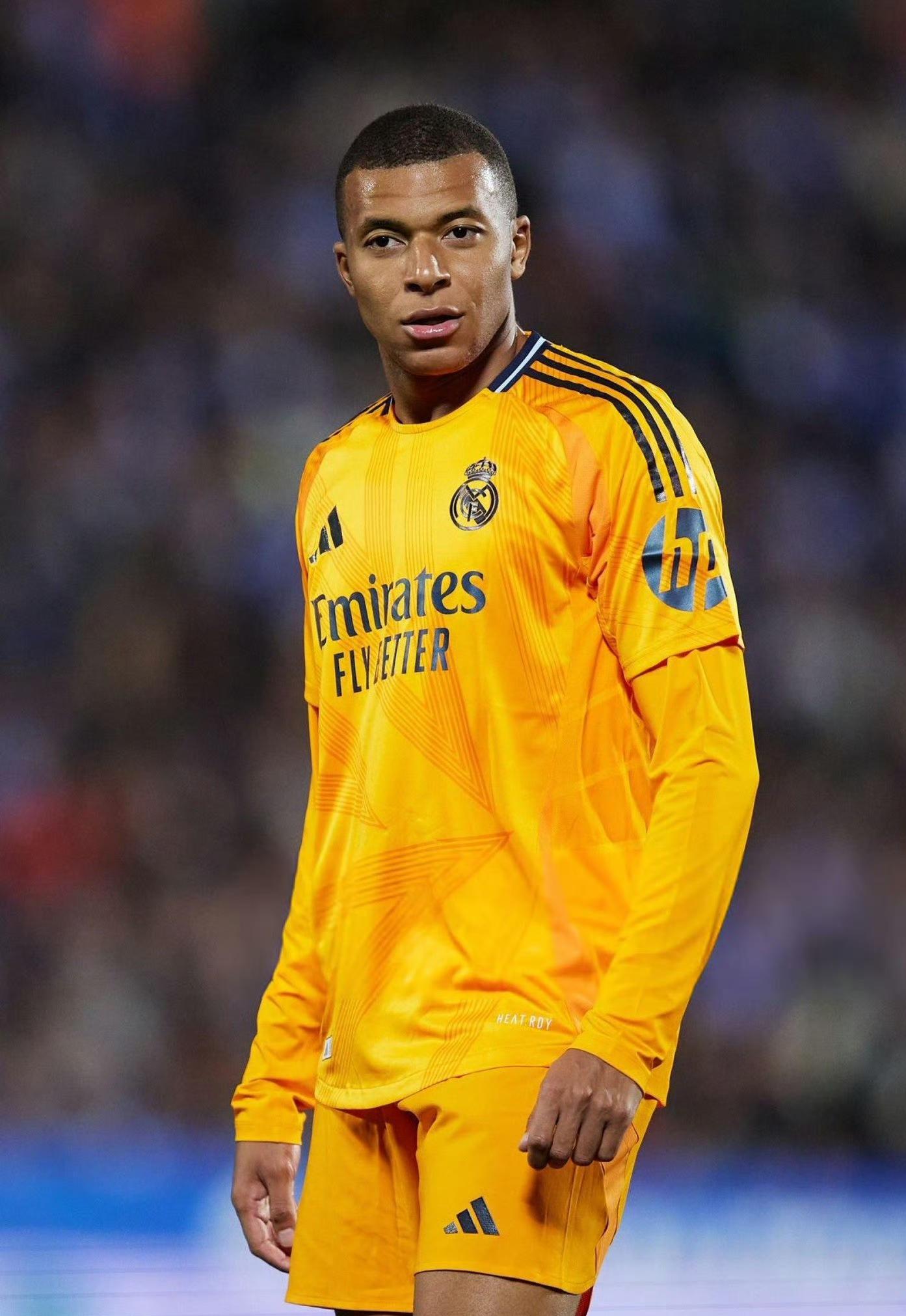 爱游戏亚洲官网-莱加内斯客场不败赢得宝贵三分