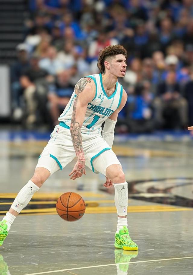 爱游戏app下载-包含黄蜂队主力伤愈，球队迎来重要胜利的词条