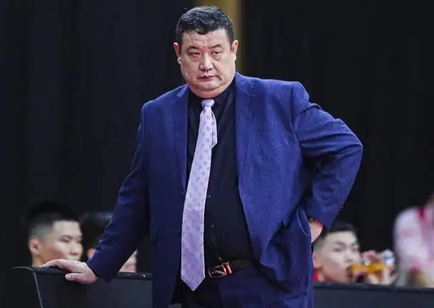 爱游戏官网入口-包含临危受命，新帅带队强势斩获三连胜的词条