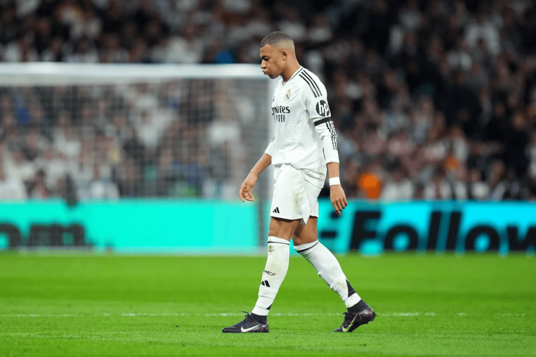 爱游戏官网入口-赫塔菲客战巴塞罗那关键一役，胜者居上