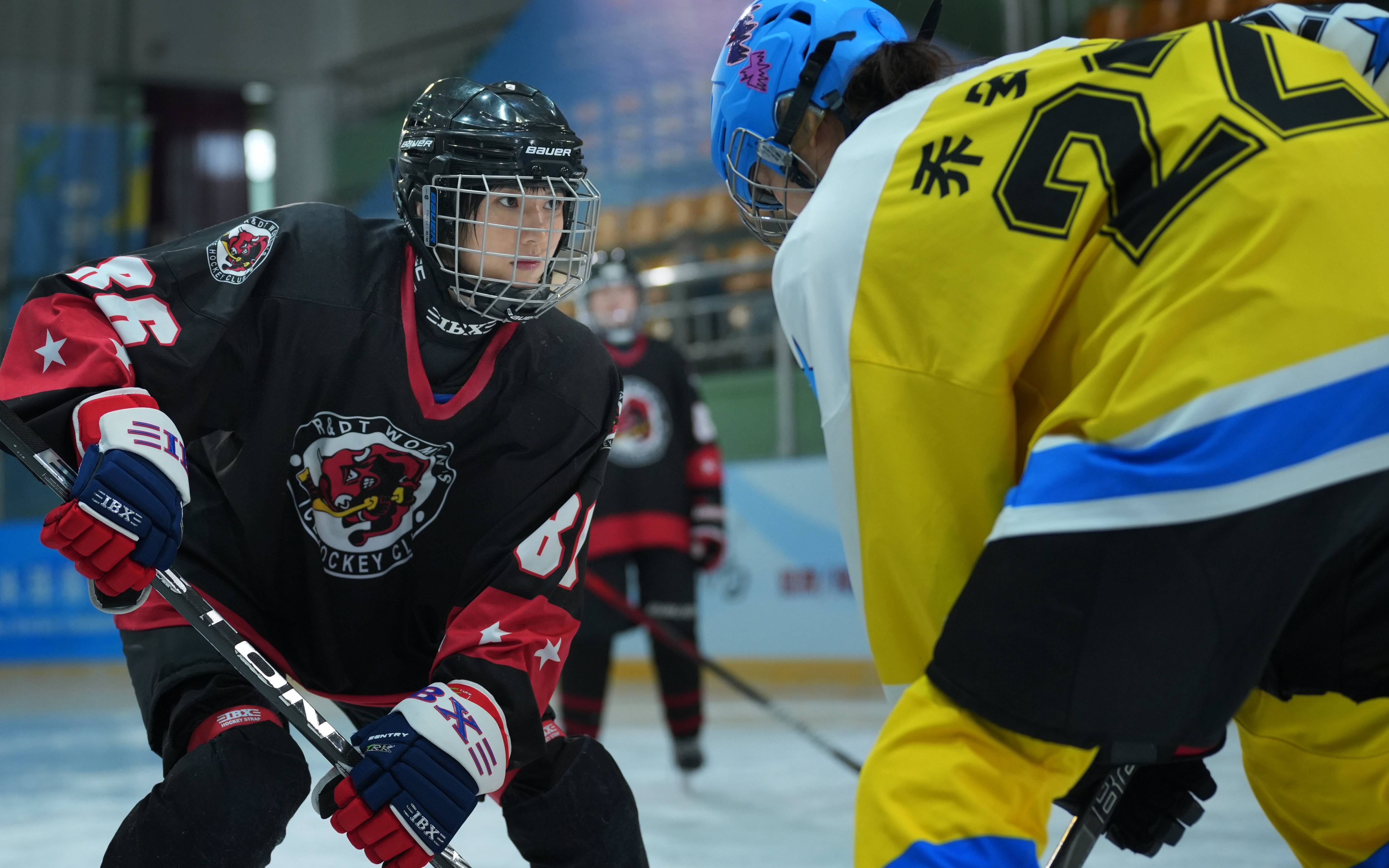 加拿大冰球团队横扫所有对手,夺冠实至名归 加拿大冰球团队横扫所有对手,夺冠实至名归