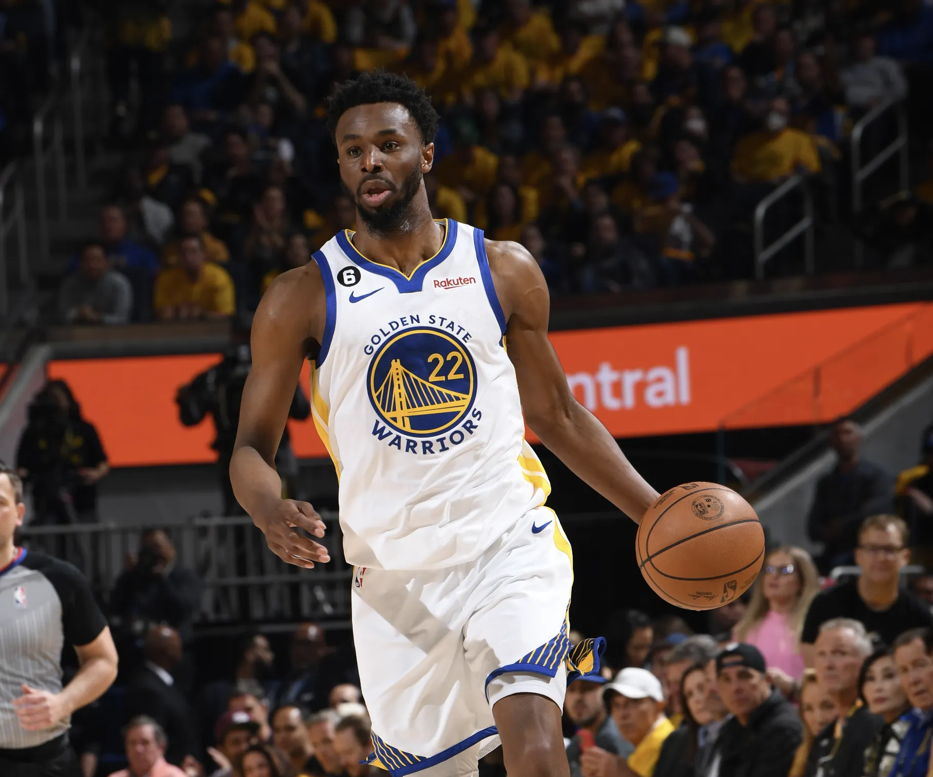 森林狼队再胜太阳队，摆脱连败困境