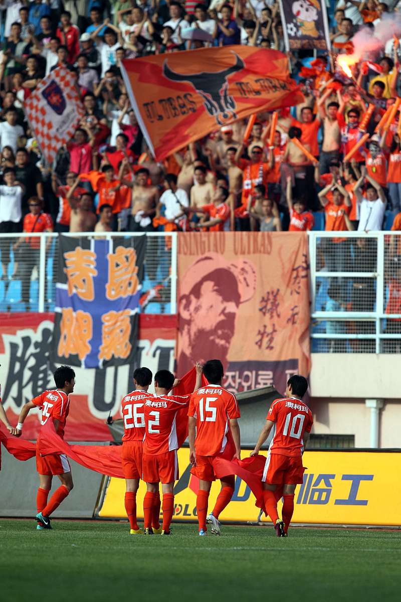 爱游戏网页版入口-创纪录的球员在比赛中表现出色，引领团队赢得胜利的简单介绍