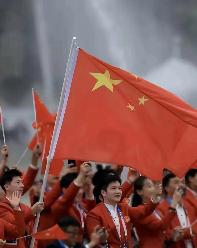 爱游戏登录入口-队员们顽强拼搏，士气高涨夺魔离！的简单介绍