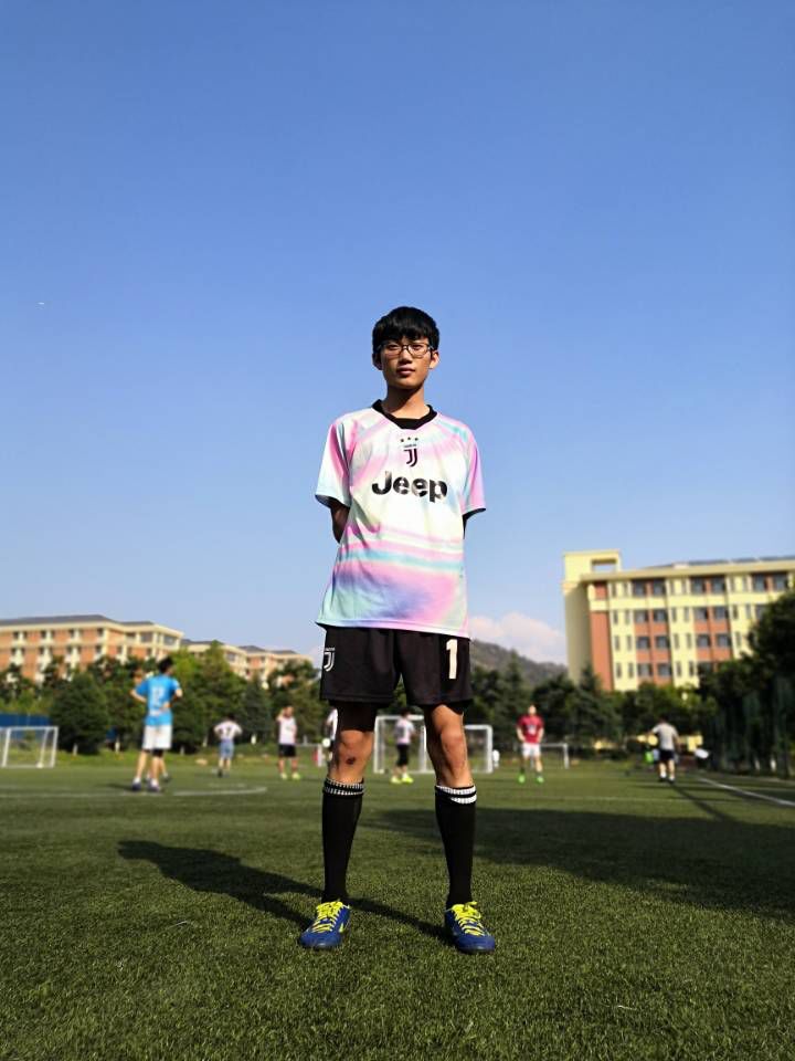 爱游戏官网入口-关于宁波职业技术学院足球队表现亮眼，赢得观众好评的信息