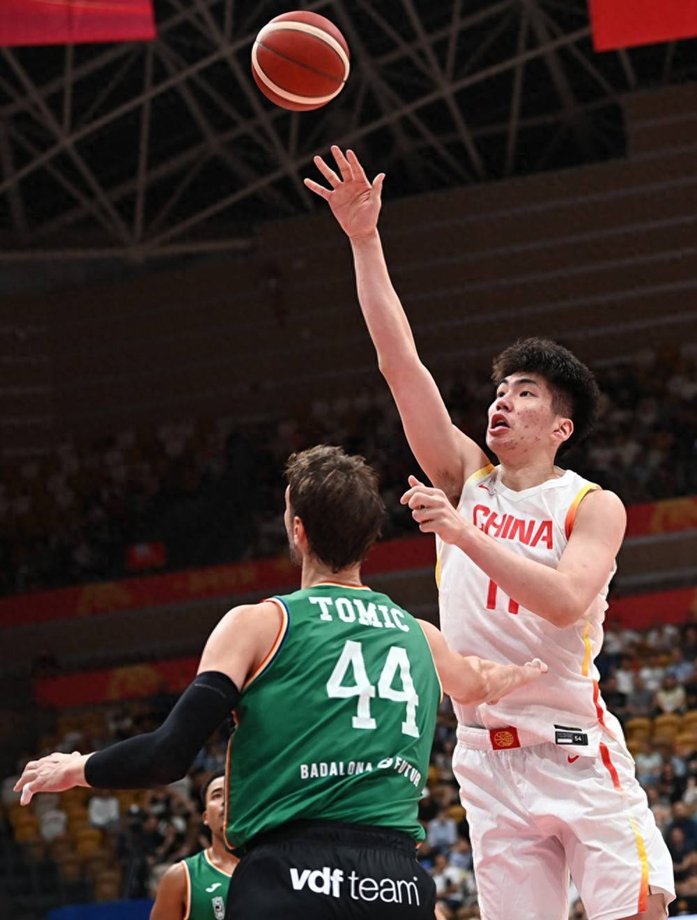 亚洲杯篮球赛事东道主迎接挑战