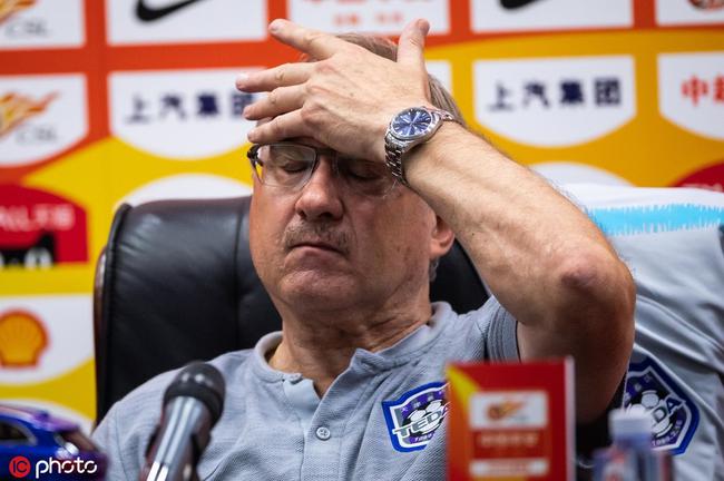 苏宁主场失利，施蒂利克执教未能振作球队的简单介绍