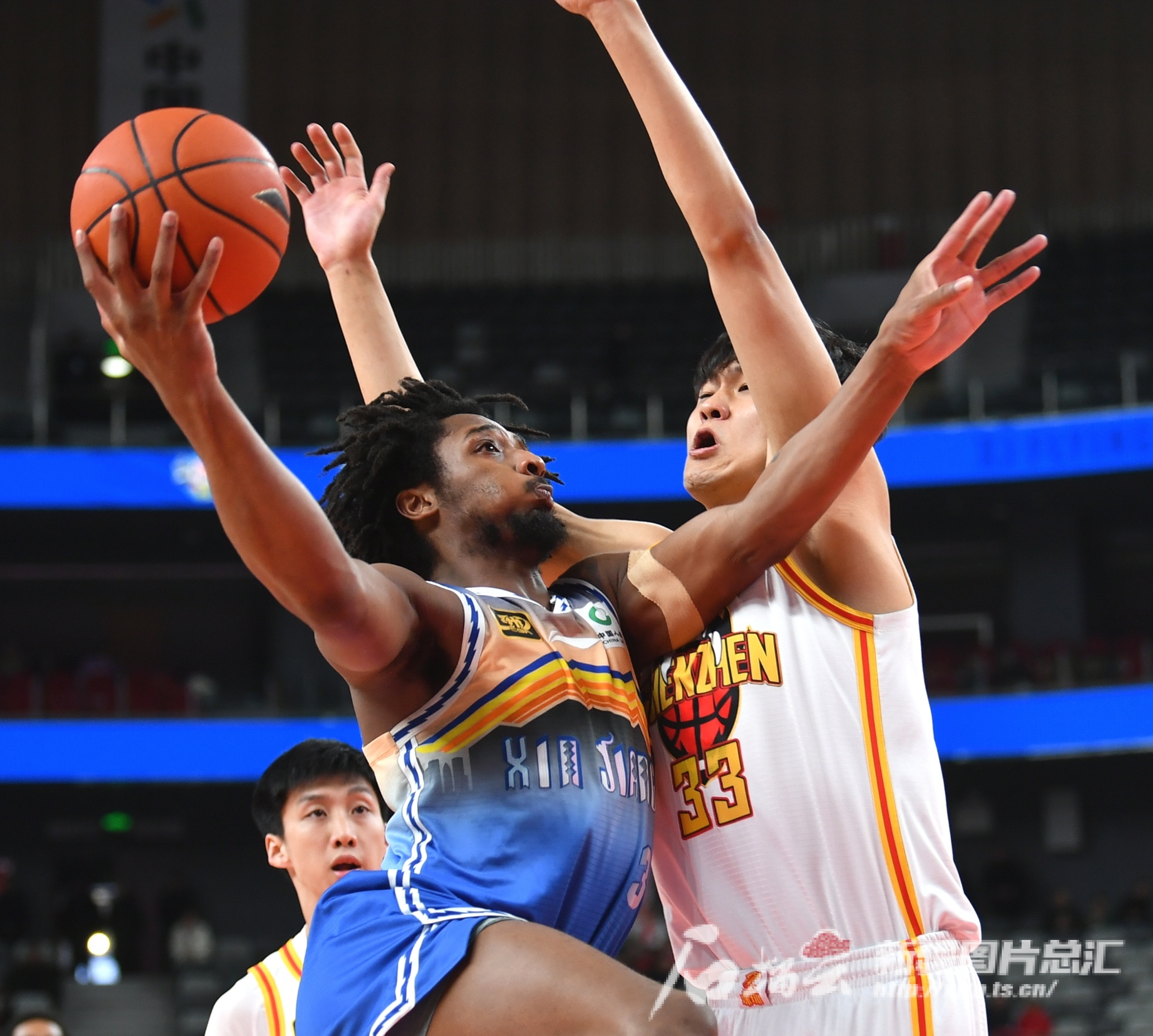 深圳主场被人和击败，陷入低谷的简单介绍