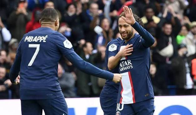 里昂主场失利,冲击前四名名额受挫的简单介绍 里昂主场失利,冲击前四名名额受挫的简单介绍