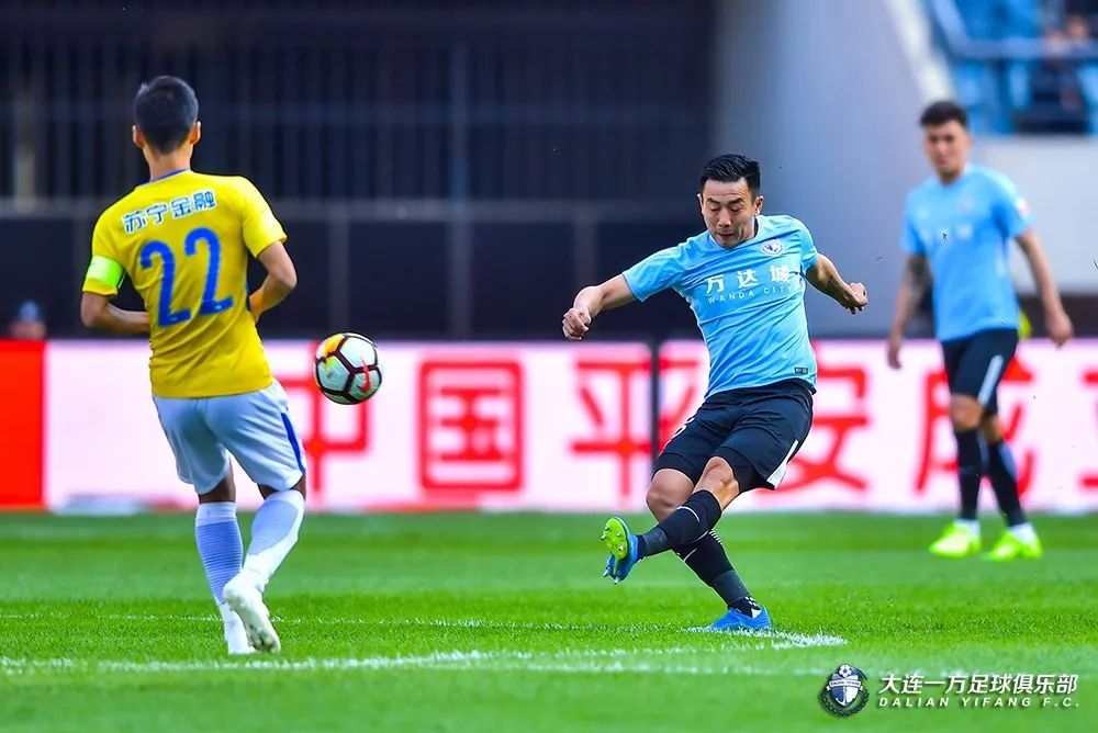 包含江苏苏宁客场大胜浙江绿城,积分榜上升的词条 包含江苏苏宁客场大胜浙江绿城,积分榜上升的词条